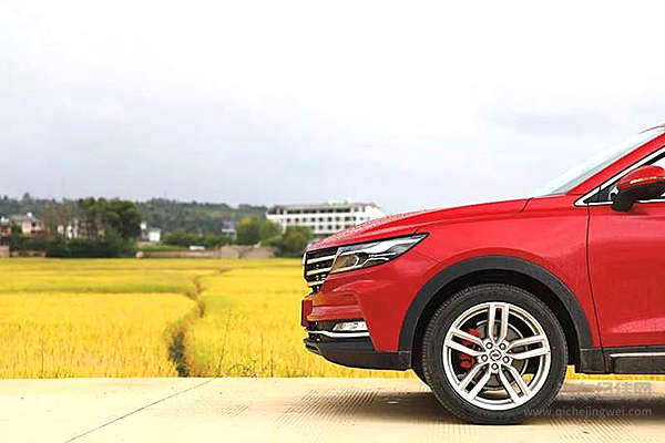 个个有颜有才有实力 谁能打动年轻人？