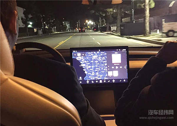 先人一步的科技享受，从来都是新能源汽车的杀手锏