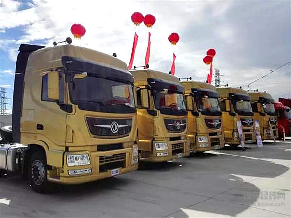 天龙哥大赛献礼母亲河畔  221辆大订单惊艳兰州赛场