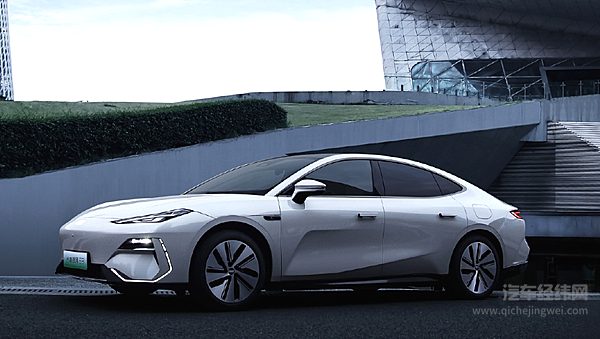 颜值较高性能不错 吉利银河E8该如何定价？