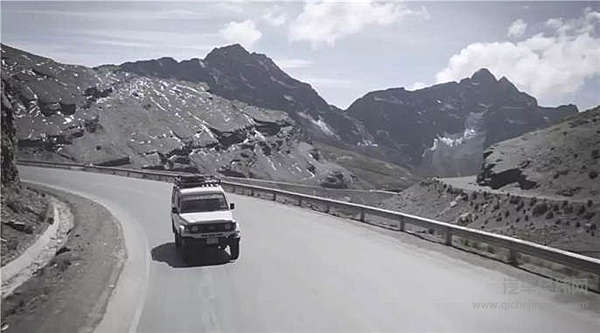 一千万台陆地巡洋舰与一千万个越野的梦