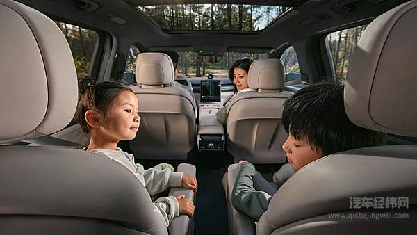 进阶旗舰实力全新蔚来ES8的这些配置功能 要趁热了解