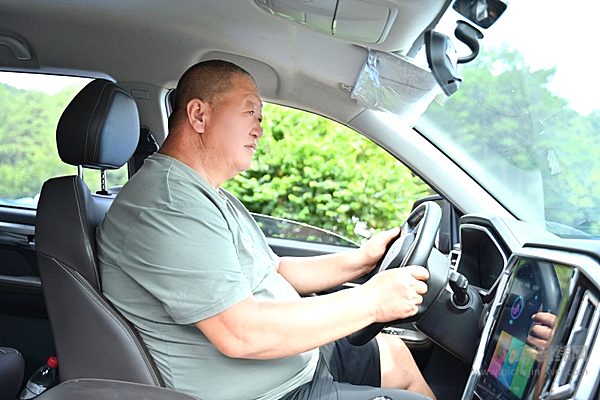 探见中国力 河北汉子的南征路：江淮皮卡托起矿山传奇