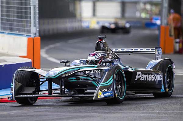 捷豹路虎的电动化之旅 做一年看十年！