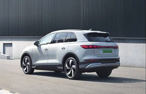 40万元级别豪华纯电SUV二选一 奥迪Q5 e-tron与宝马iX3谁更出彩？