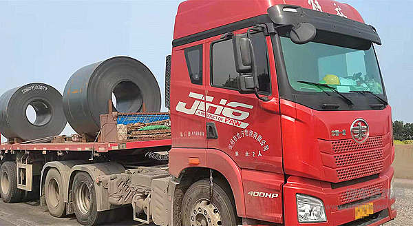 运输人王玉磊：选择解放青汽JH6作为好“搭档” 钢卷运输也可安全省油兼得