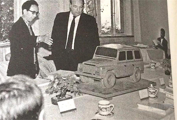 穿越回40年前，让我们聊点“北京吉普”的小故事