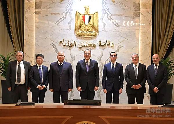 2024年上汽终端交付463.9万辆新能源销量创历史新高/上汽集团与埃及曼苏尔集团签署