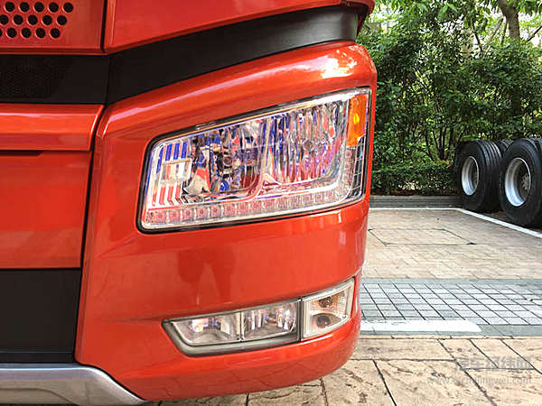 一汽解放新J6震撼发布 传承经典持续领航