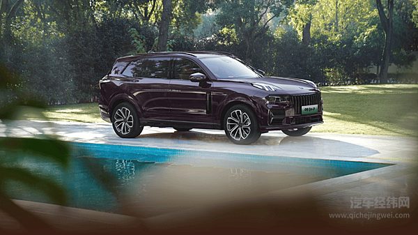 30万级家用SUV对决 领克09 EM-P与理想L7差在智能化？