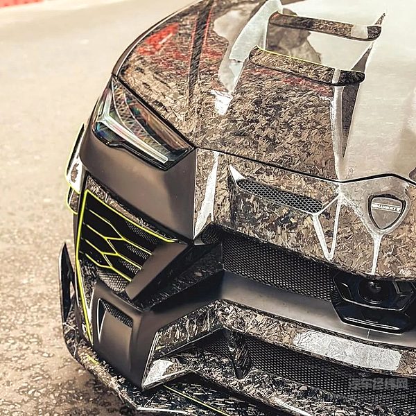 兰博基尼URUSMANSORY定制版