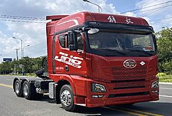 一汽解放青汽新jh6 420kw 6X4 純電動重卡牽引車 (CA4258P26K2T1BE6A80)400.61kwh