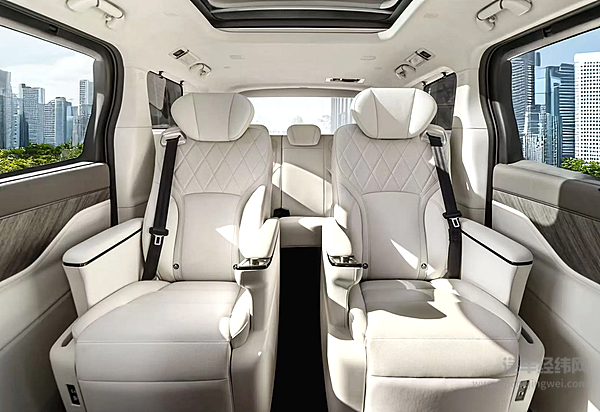 插混MPV对决 岚图梦想家与高山9谁更能吸引高端用户？