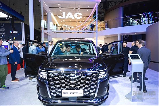 时代匠心 全球共赢 江汽集团闪耀2025上海车展