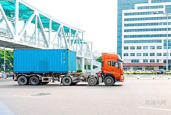 接訴即辦 12328熱線助力貨車脫困