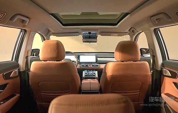 L7对决L7 山海与银河谁更适合家用？