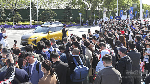 千家媒体直击！ 与恒驰5的“第一次亲密接触”