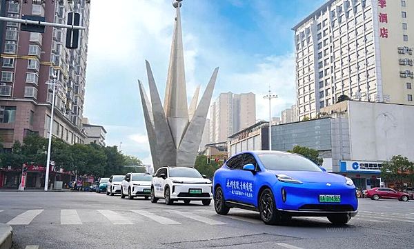 广汽昊铂应援CMG群众足球邀请赛，致敬赛场内外的拼搏精神与城市热爱