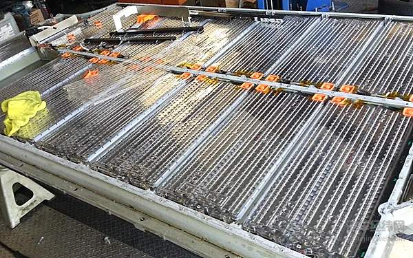 2020年的第一波新能源汽车自燃 来得更早一些