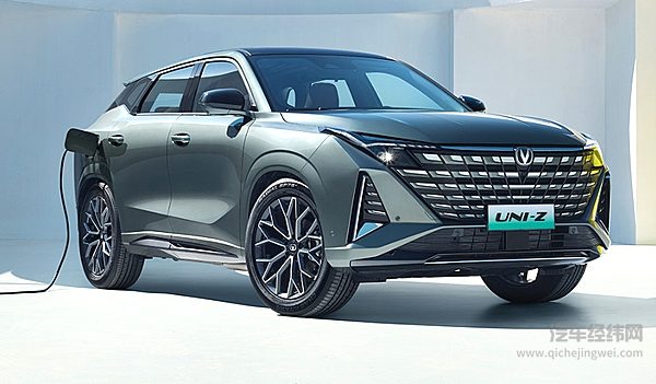 10万元A级插混市场 2025款宋Pro DM-i和全新长安UNI-Z选哪个？