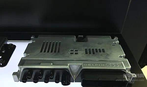 打响L3量产 车规级自动驾驶域控制器照进现实