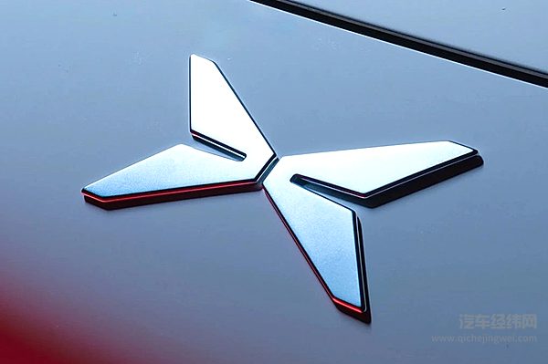 国产新能源轿车对决 小鹏MONA M03靠什么与秦L竞争？