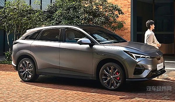 15万级纯电SUV二选一 阿尔法T5与银河E5谁更强？