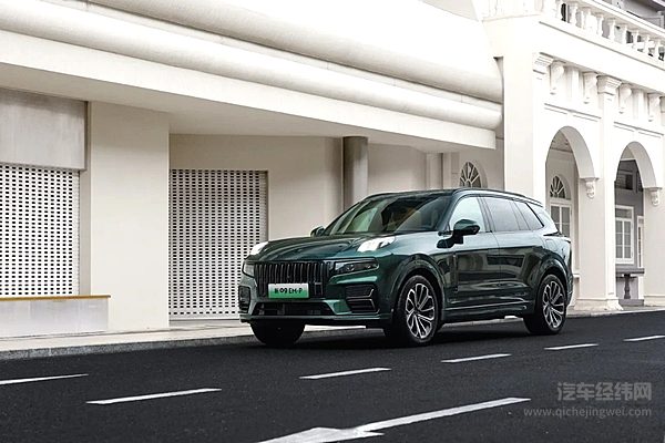 30万级家用SUV对决 领克09 EM-P与理想L7差在智能化？