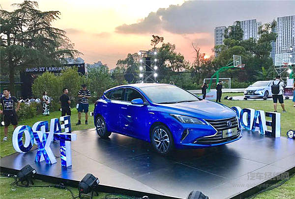 长安汽车做了一道年轻人的“菜” 第二代逸动XT上市7.79万起