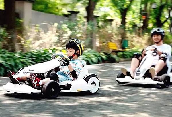 雷军也加入造车行列，纯电动卡丁车不足5千，老少皆宜！