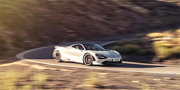 不挑战极寒却探索48℃高温沙漠 迈凯伦720S：我们不一样