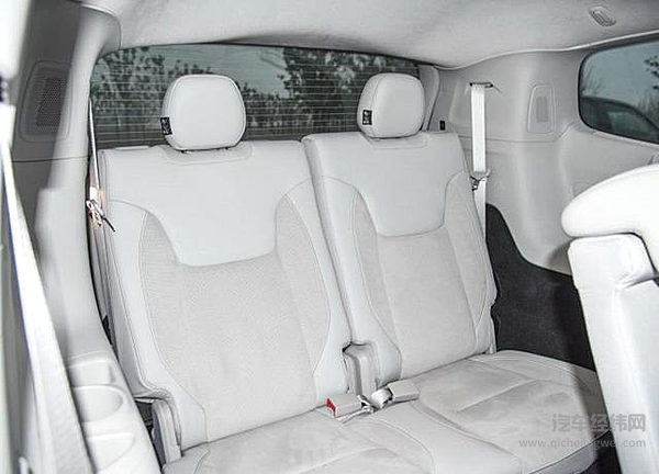 7座SUV市场成“香饽饽” Jeep大指挥官都变乖巧了