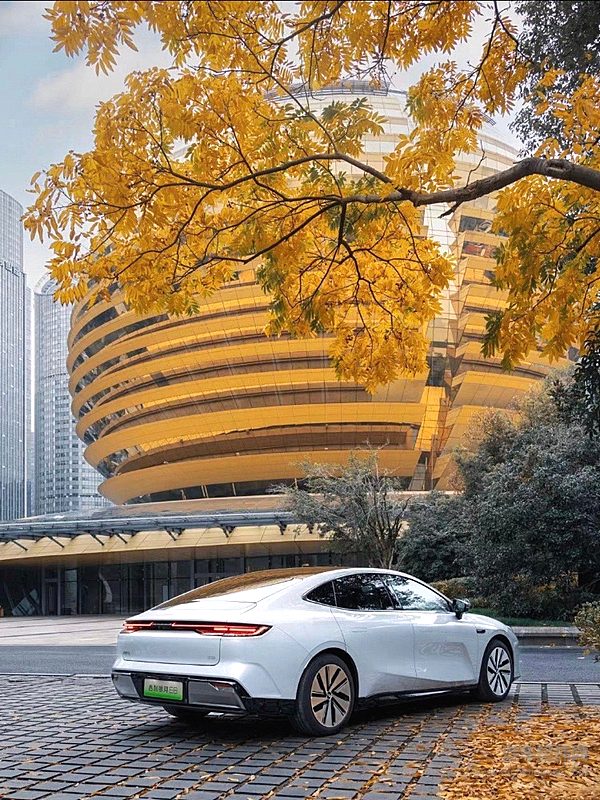 吉利一箭十一星上天 太空低空轨道资源有何价值？