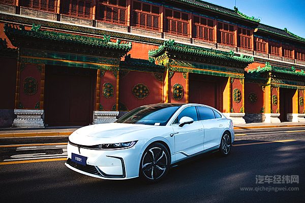 月销突破3000+ 性能不输BBA岚图要怎样才能实现超越？