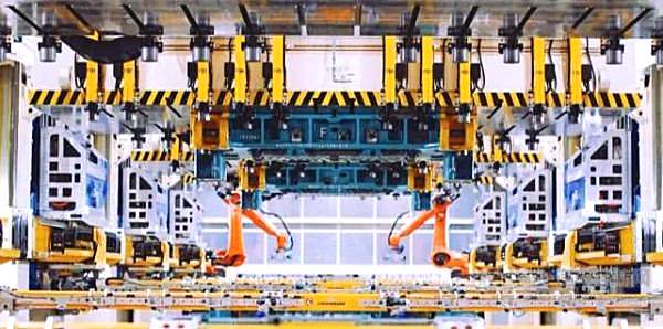 爱驰U5线上零售 参加日内瓦线集体网络发布