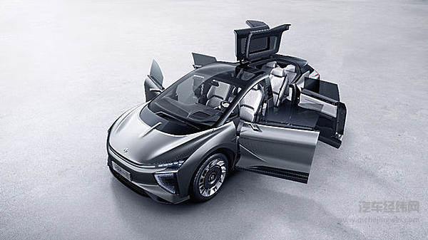 中国5G真的来了！ 华人运通首款量产车亮相