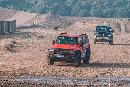 为什么非承载式车身的越野车都便宜不了？