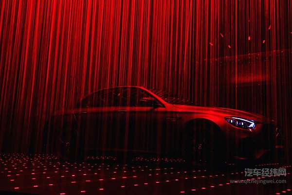 在冰面一次解锁6大F1赛道 我“漂”了