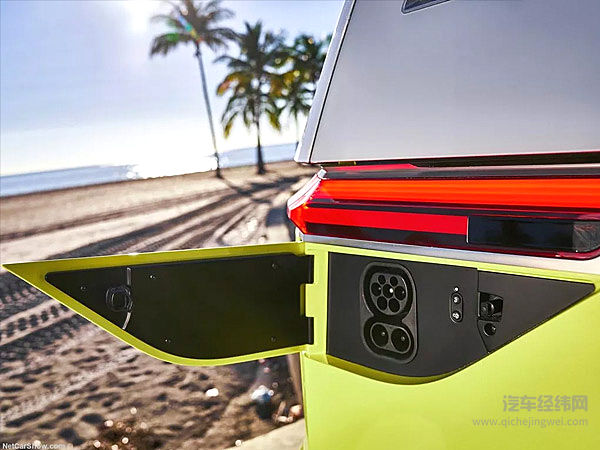 从LED到OLED 汽车尾灯如何变得更潮？