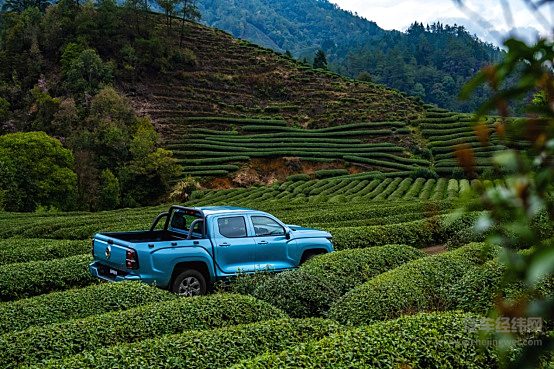 花手动挡的钱买自动挡皮卡 长城金刚炮8AT上市 售价9.98万元起