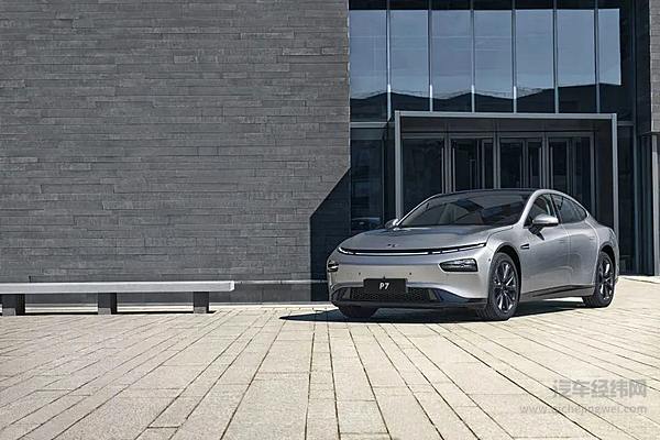 B级车市场的油电之争 小鹏P7与丰田凯美瑞如何选？