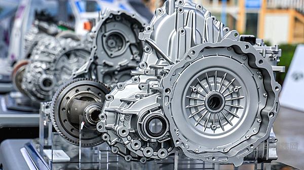 风云T10对决唐DM-i 有几成胜算？班门弄斧还是真有实力？