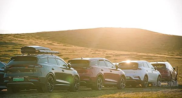 比亚迪追光者计划北京站 旷野之上火山漫步