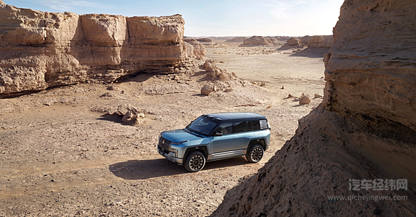 比亚迪仰望U8开启预售 预售价109.8万元