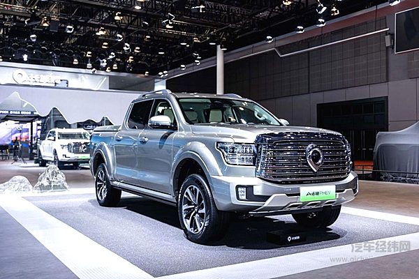 2023款乘用炮12.68万元起正式上市 长城炮最强皮卡阵容惊艳上海车展