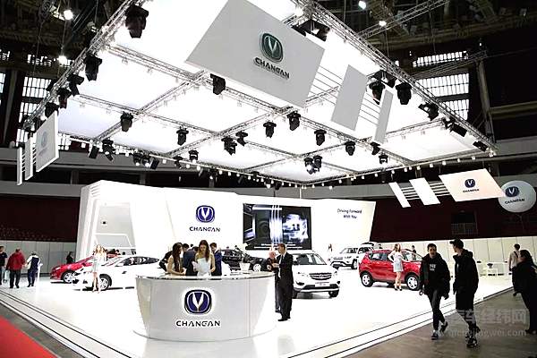 疫情来袭 车企能为经销商做什么？