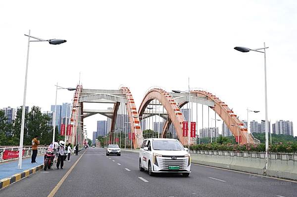 2.5万跑者集结 2023广汽传祺贵阳马拉松