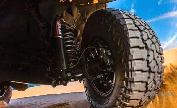 论专业越野 “硬核”的JEEP怕过谁？