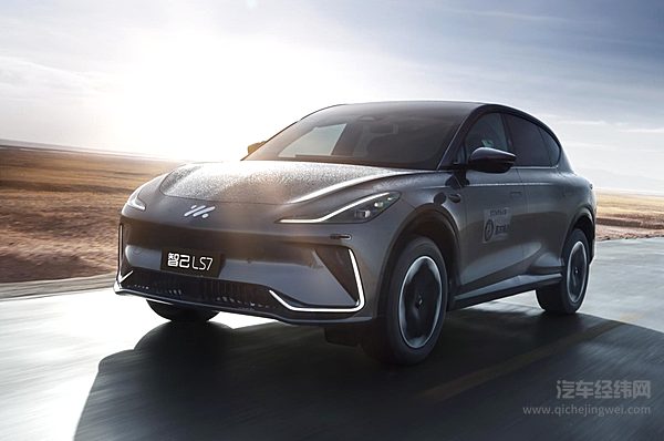 智己LS7入门车型降4万 改走亲民路线能否换来销量增长？