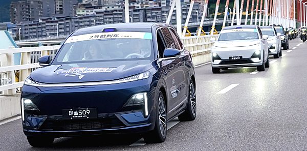 25万元左右可入手 深蓝S09与银河M9谁能打动家庭用户？